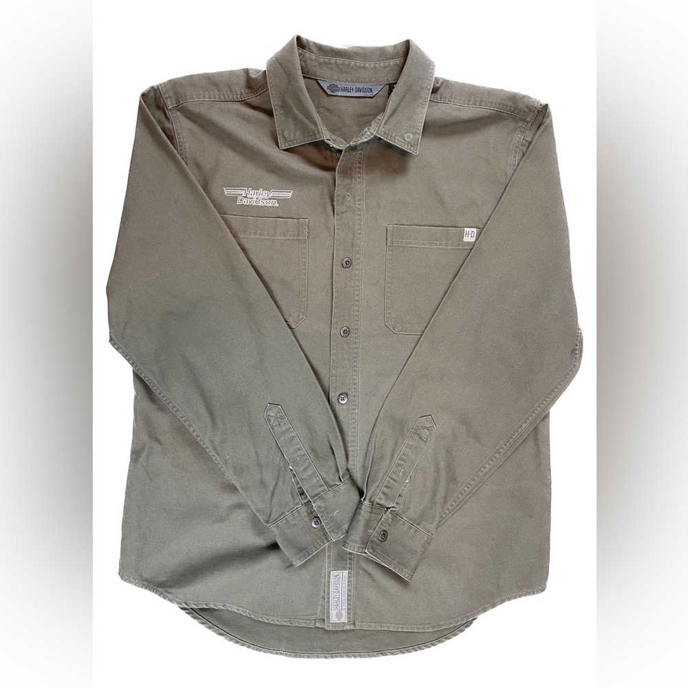 Harley-Davidson Large (slim fit)Olive green button down shirt.